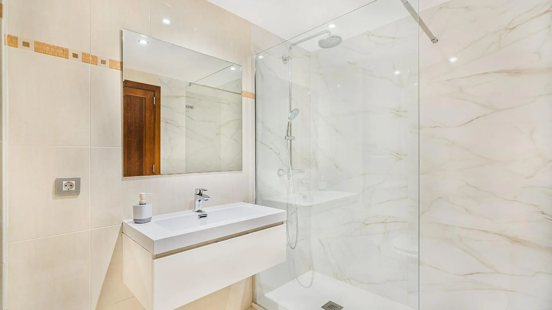 Villa Bonavista By Sunvillas Mallorca Pollenca Spain
